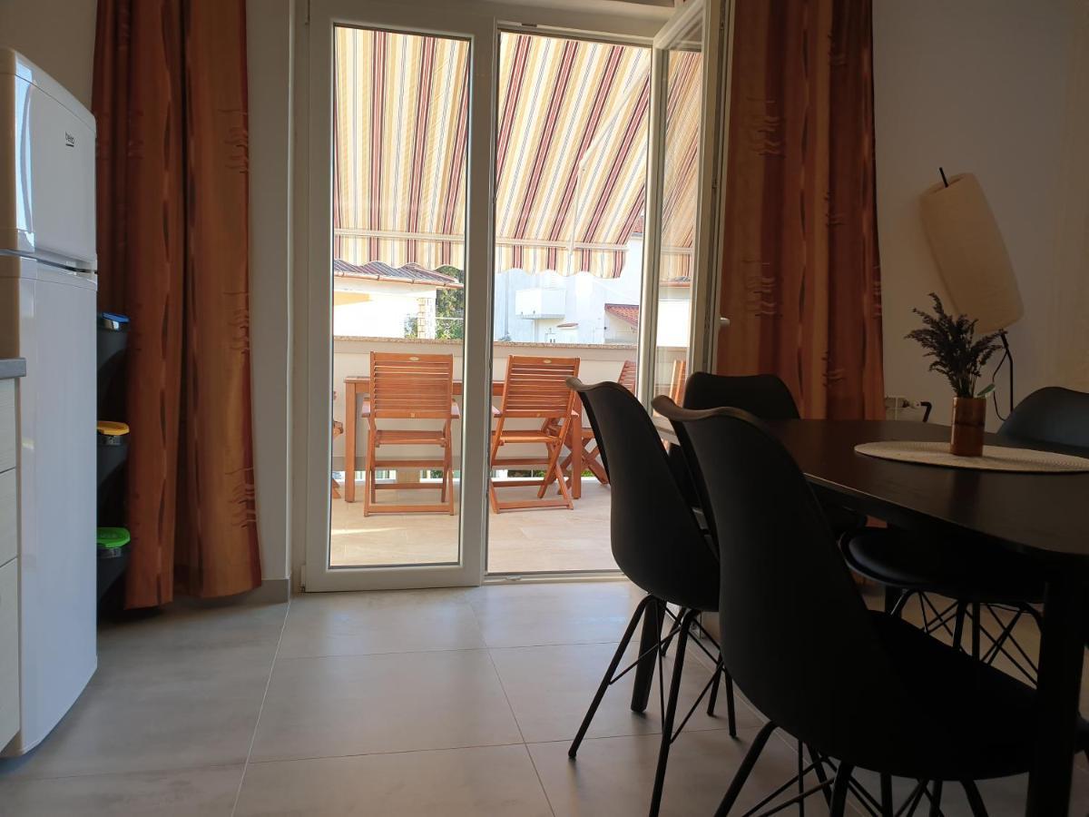 Apartments Ribaric Palit Екстериор снимка
