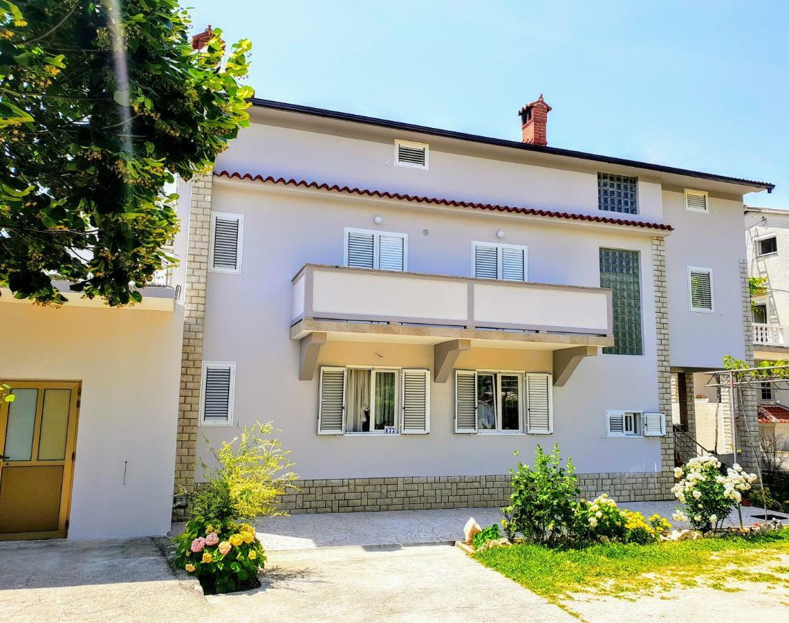 Apartments Ribaric Palit Екстериор снимка